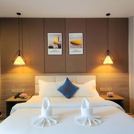 889 Boutique Hotel พนมเปญ ภายนอก รูปภาพ