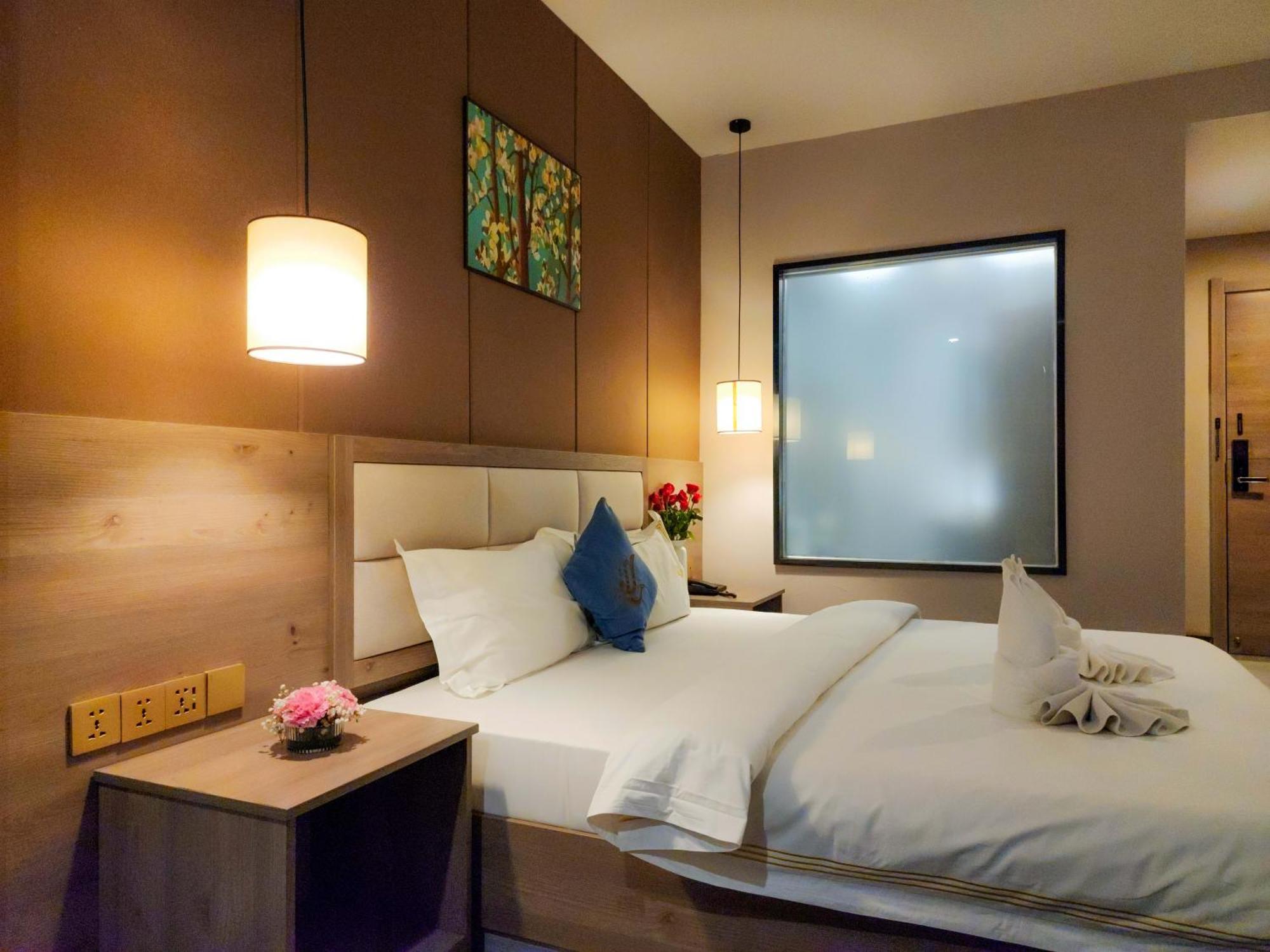 889 Boutique Hotel พนมเปญ ภายนอก รูปภาพ